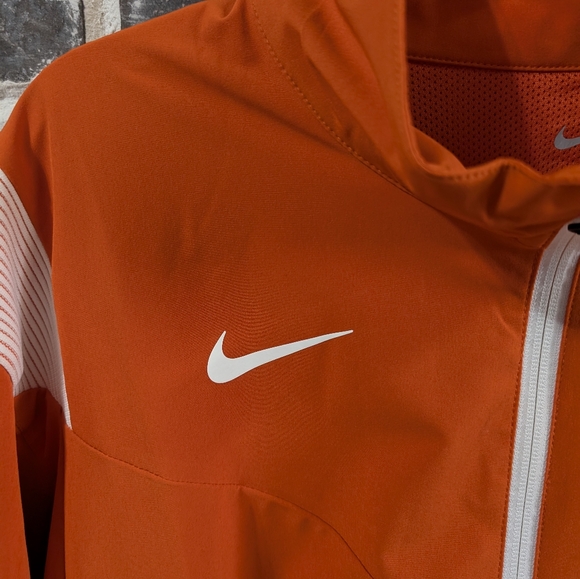 Like New!!! Nike On-Field Clemson Tigers Jacket Size XL Orange - Picture 4 of 8